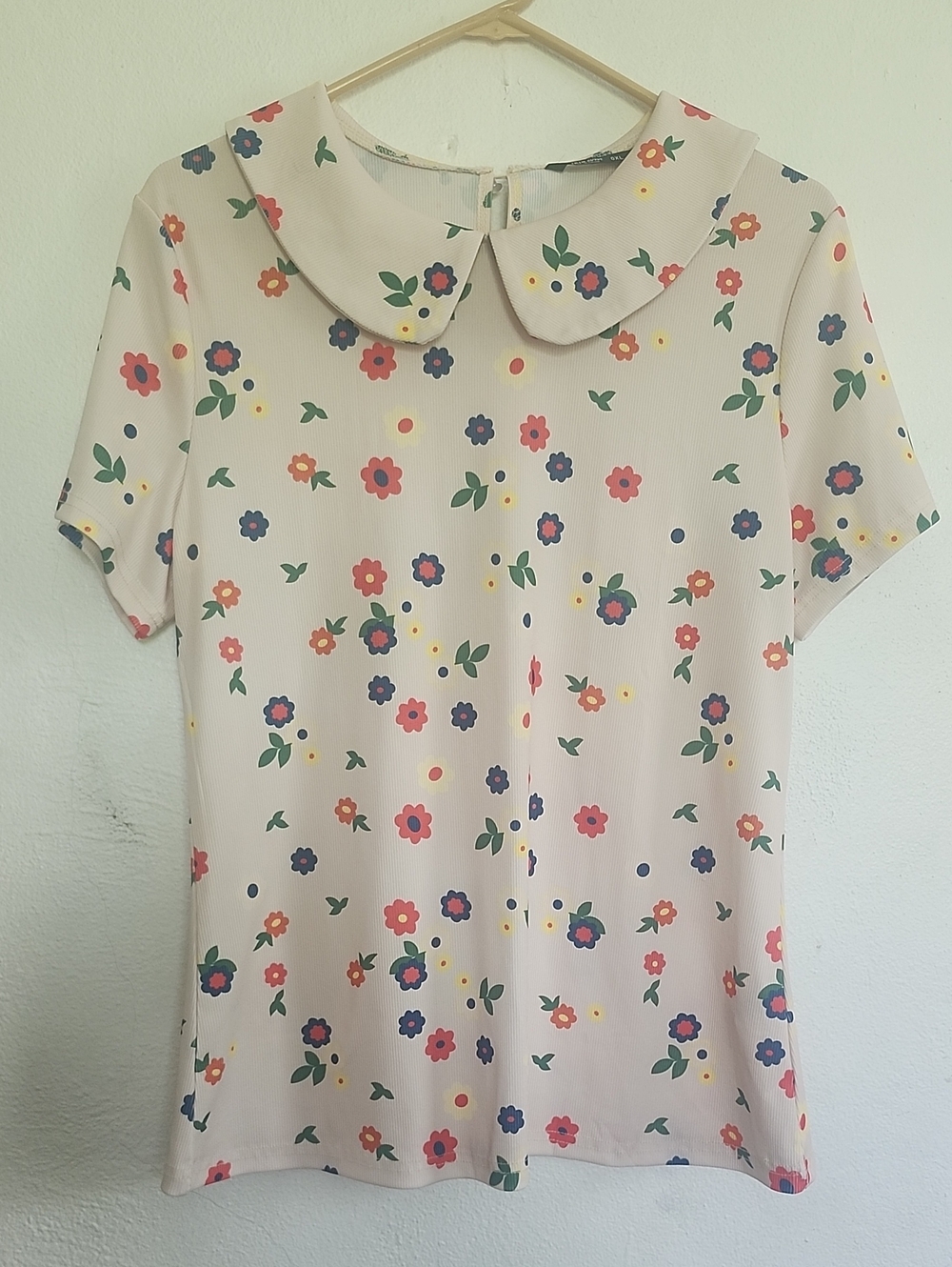 SHEIN Cream Floral Peter Collar Short Sleeve Blouse